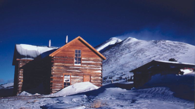 The Best Cabins for Getaways in the West | Sunset - Sunset Magazine