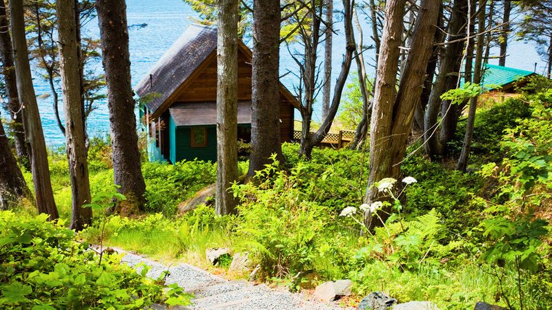 Cozy Cabins 40 Cabin Rentals For An Outdoor Getaway Sunset Magazine